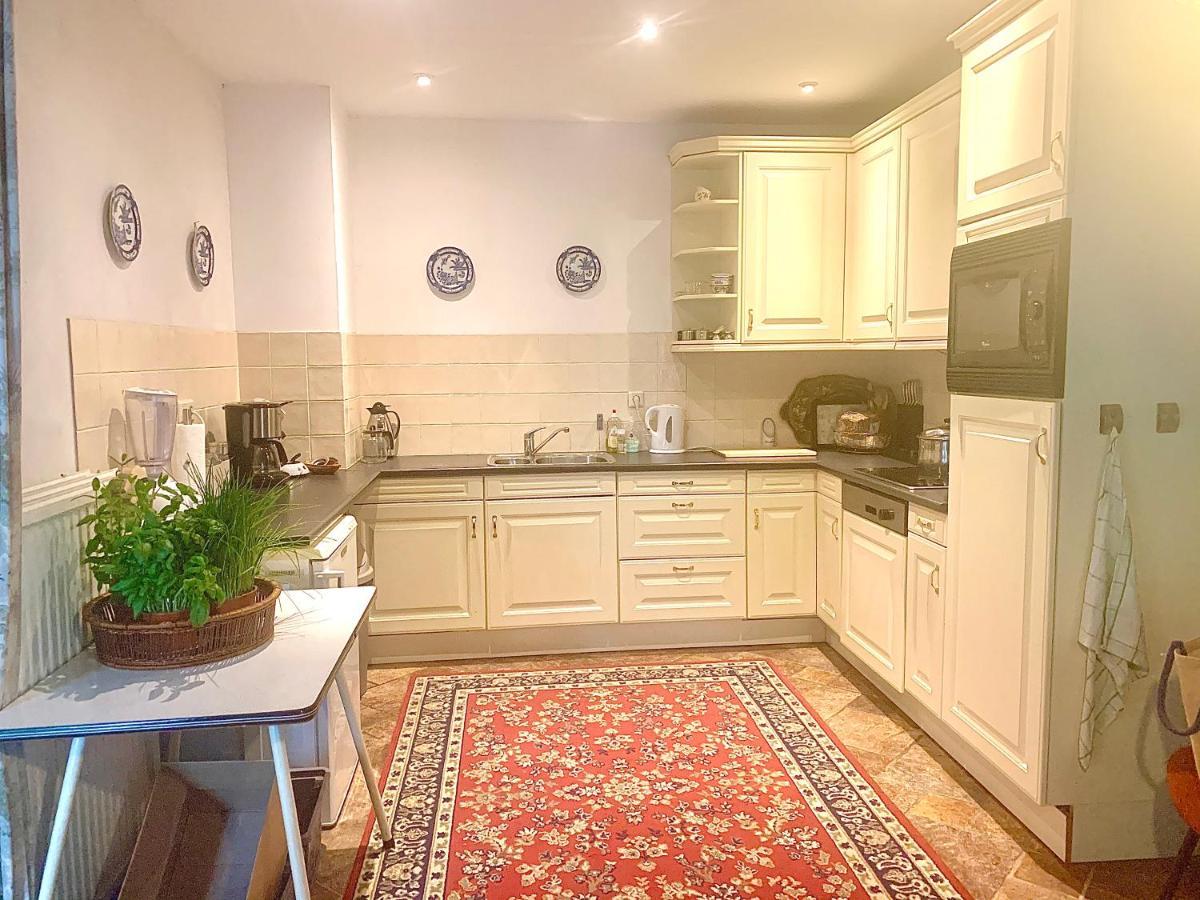 Holiday home Nieuwhuis Nuth